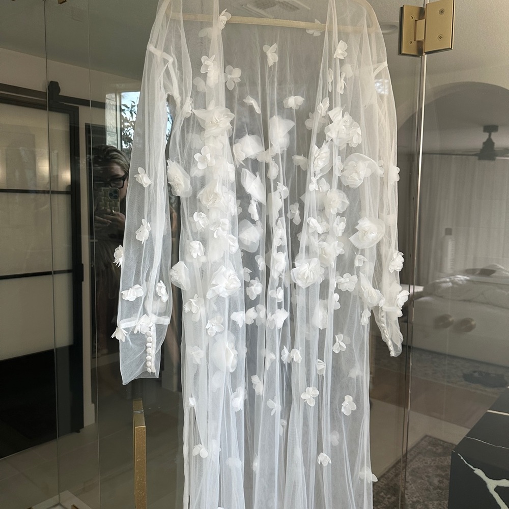 Custom Bridal Robe with 3D Flowers - Picture 6 of 6